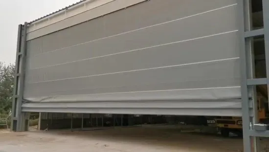 Porta mega hangar avvolgibile pieghevole enorme impilabile e pieghevole in PVC flessibile di sicurezza industriale per carichi pesanti per cantiere navale, aeroporto aeronautico, sala di sabbiatura